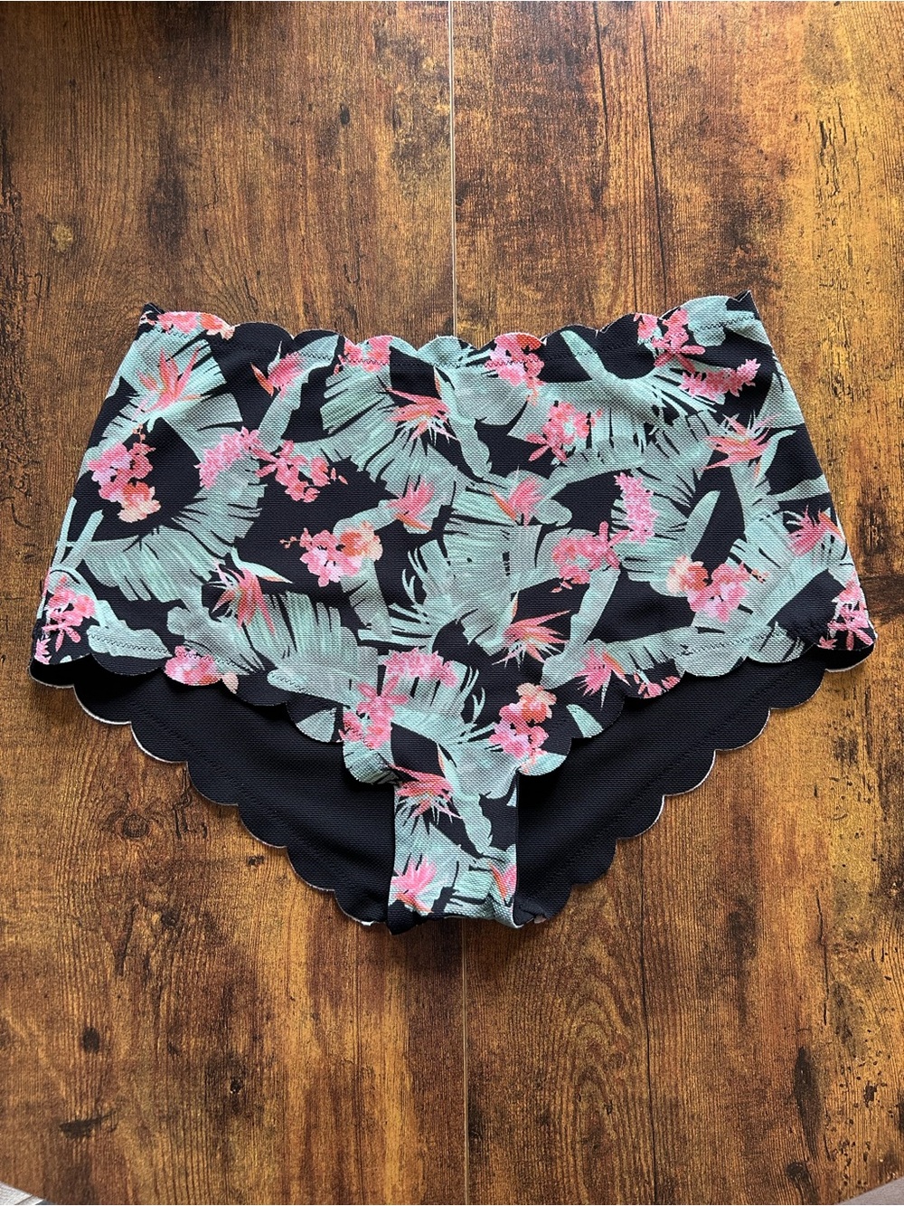 Victoria's Secret Black Floral Scalloped High Waist Boy Short Swim Bottoms